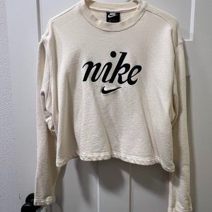 Nike Women's Sportswear Cropped Crew Neck